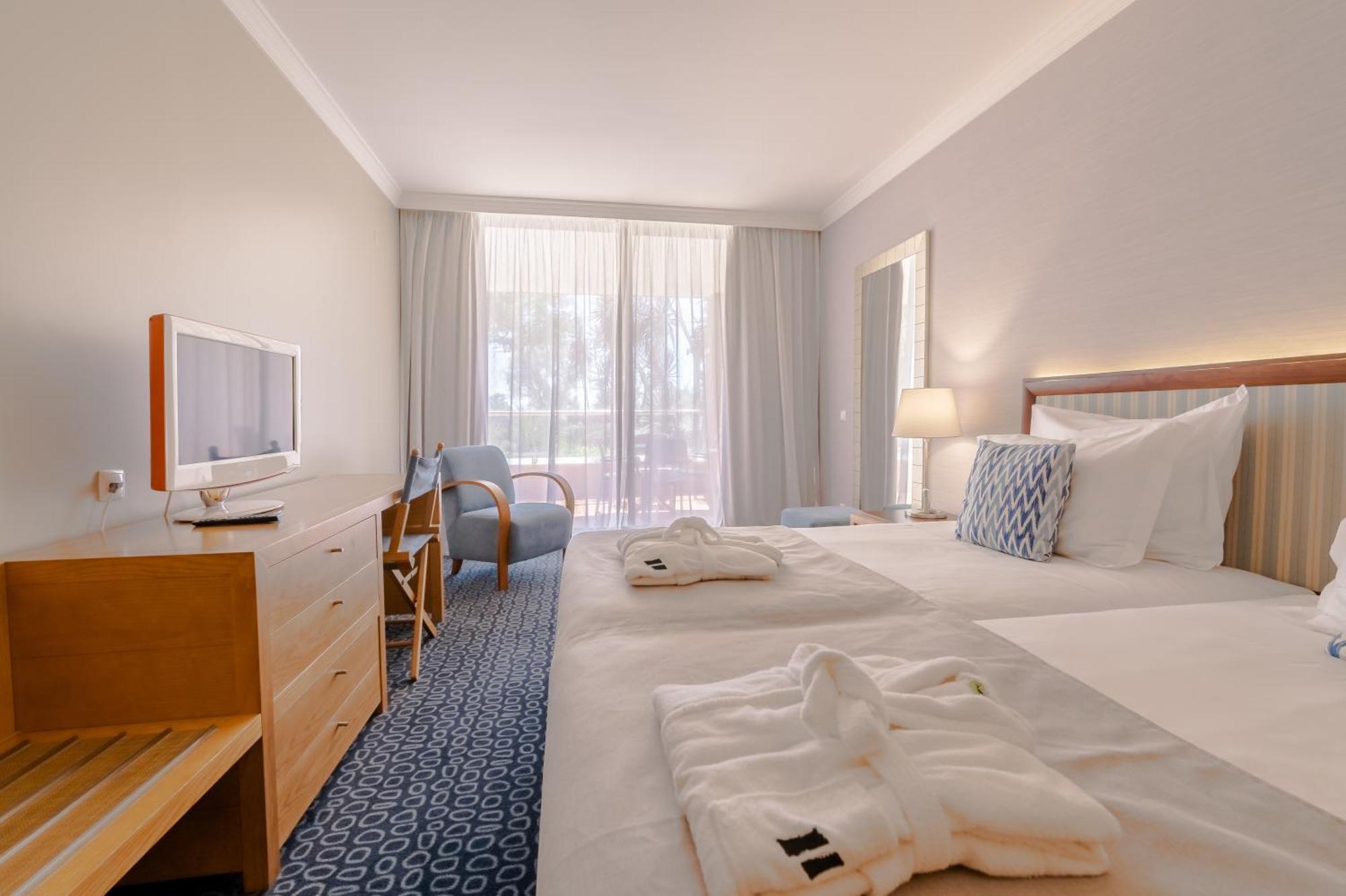 Pestana Alvor Park Suites Hotel מראה חיצוני תמונה